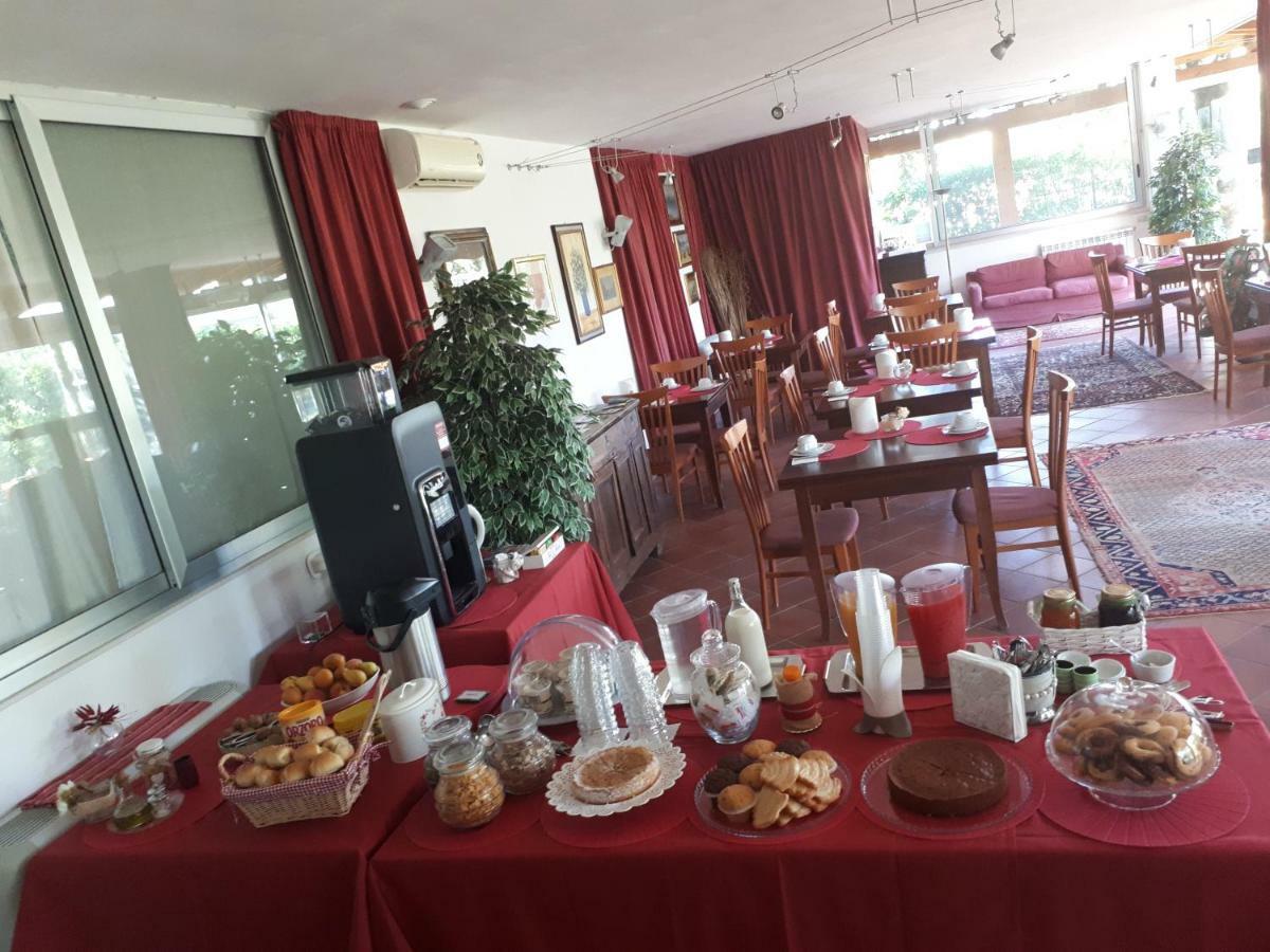 ביצ'לייה Agriturismo Le Vedute מראה חיצוני תמונה